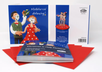 Mistletoe-cial distancing Xmas card pack
