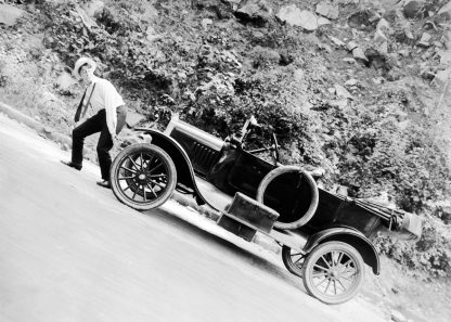 Driver with women on car